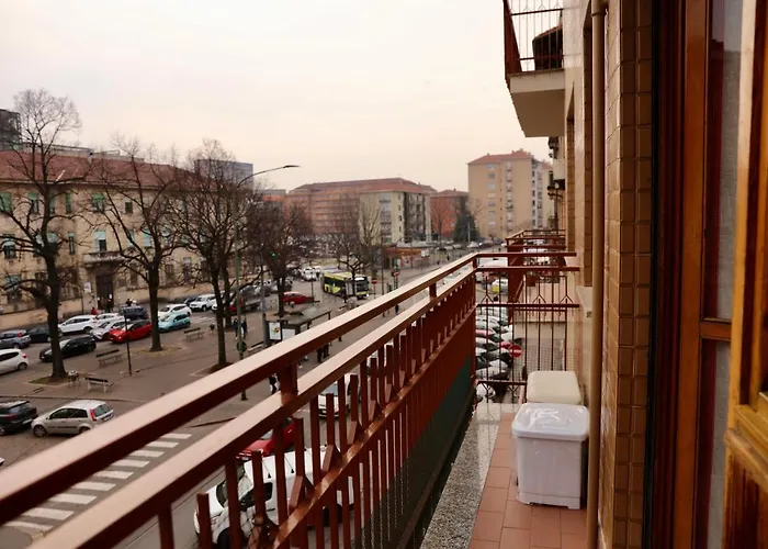 La Casa Dei Nonni - Ampio Trilocale Zona Lingotto * Torino